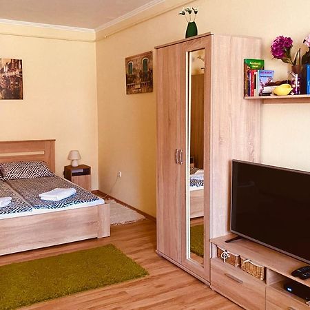 Victoria Apartman Eger Buitenkant foto