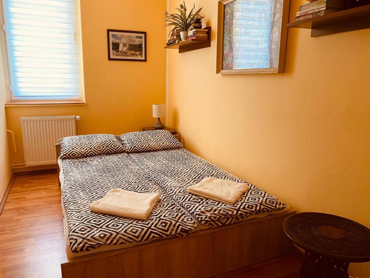 Victoria Apartman Eger Buitenkant foto